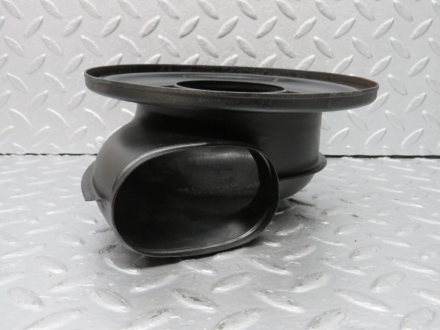 40381 Mercedes-Benz W110 230 Air Filter Housing Cap 0040941202 0000949804
