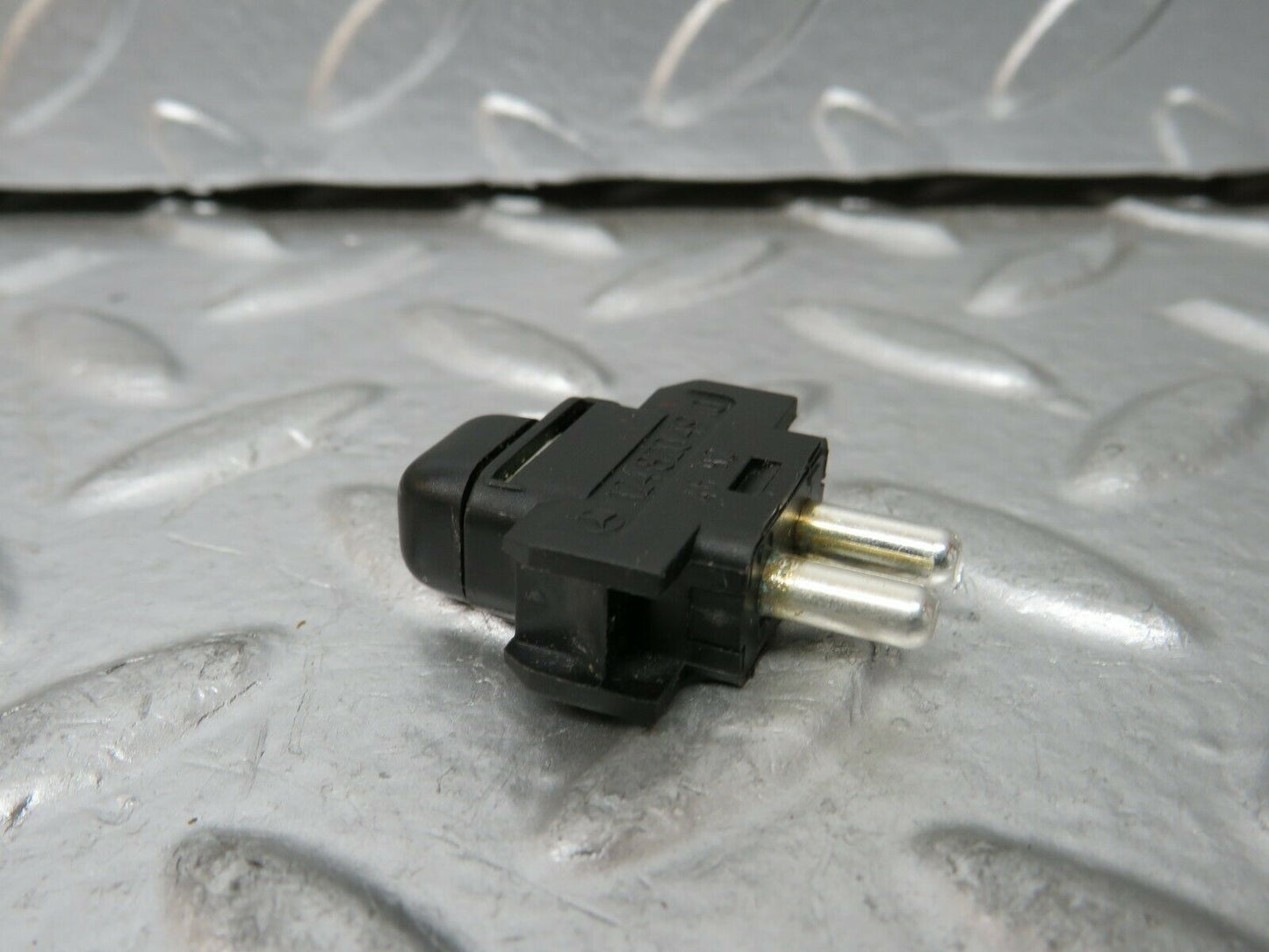 24296 Mercedes-Benz S124 220TE Wagon Child Lock Control Switch 1248204910