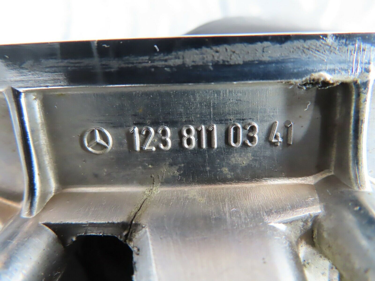 19219 Mercedes-Benz W123 300D Left Wing Mirror Housing 1238110341