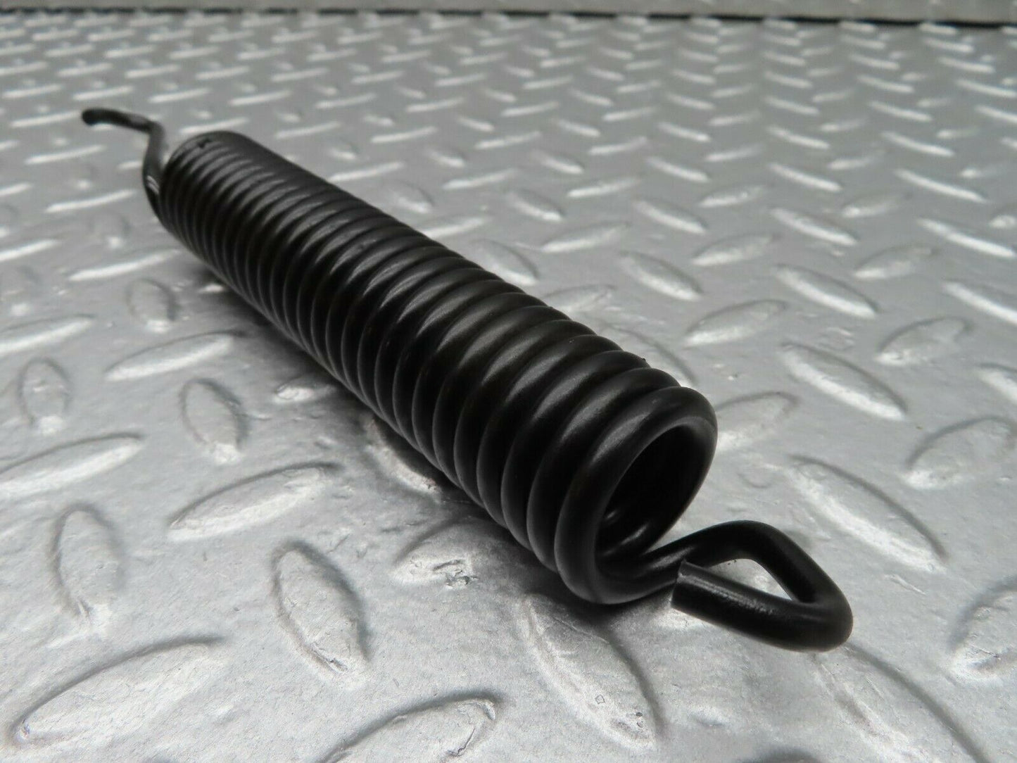 17971 Mercedes-Benz W123 200 Bonnet Hinge Spring