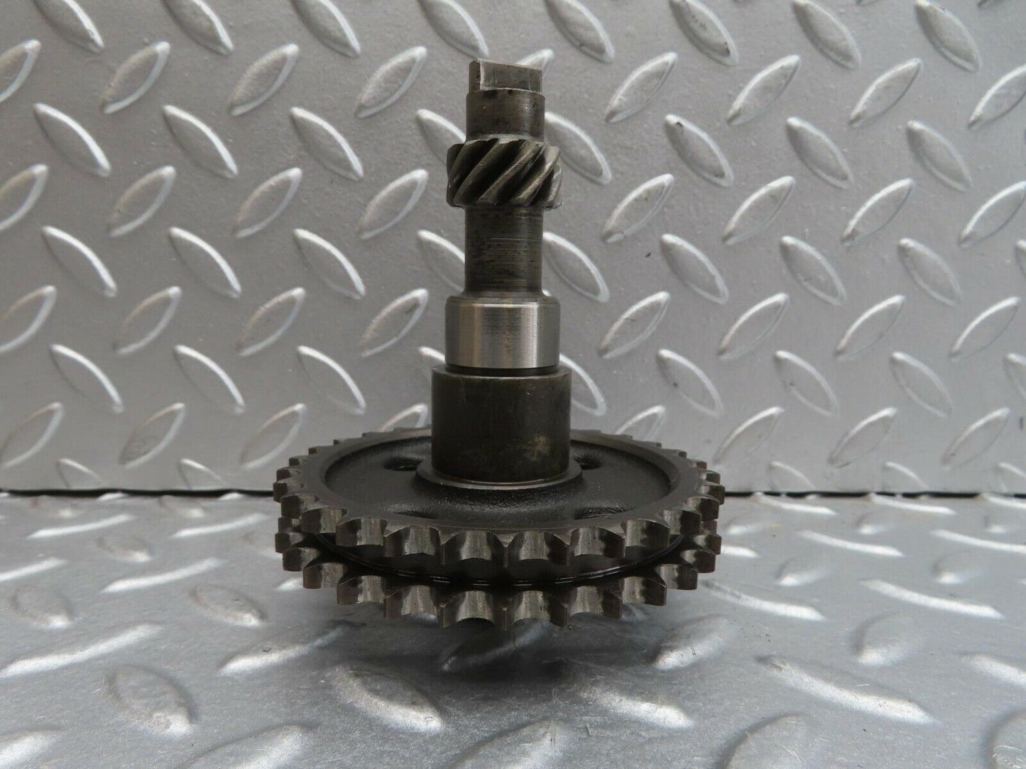 13739 Mercedes-Benz R107 450SL Intermediate Gear 1161570214
