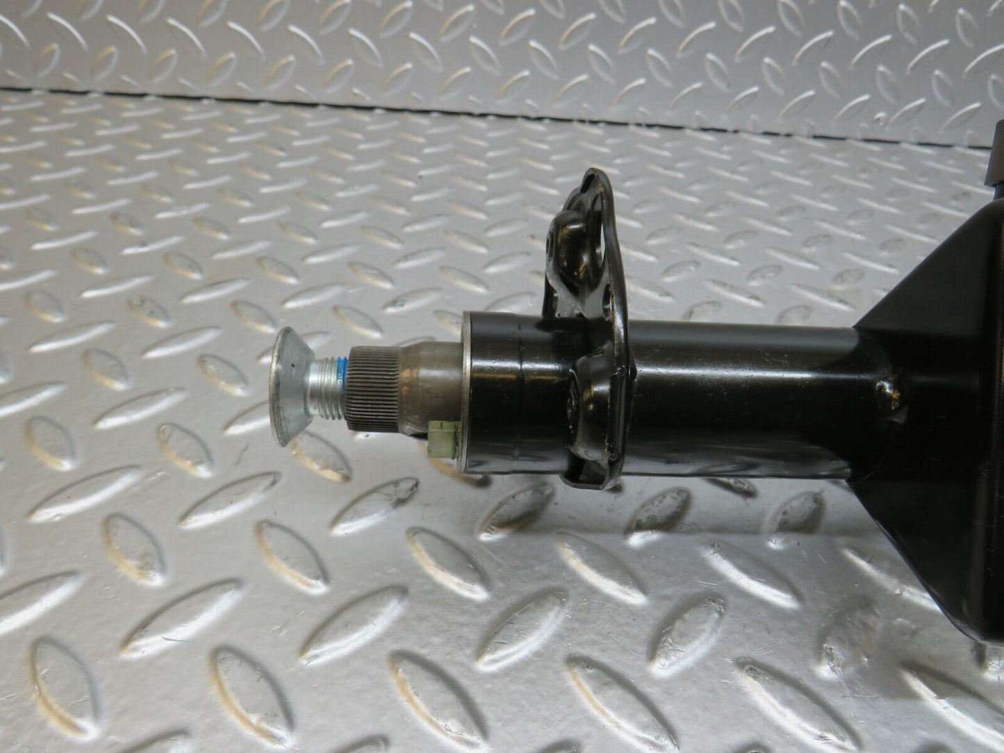27781 Mercedes-Benz S124 300TE Wagon Steering Column