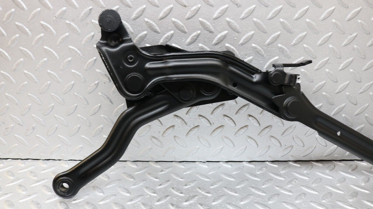 37209 Mercedes-Benz C126 420SEC Coupe Bonnet Hinge Right Side