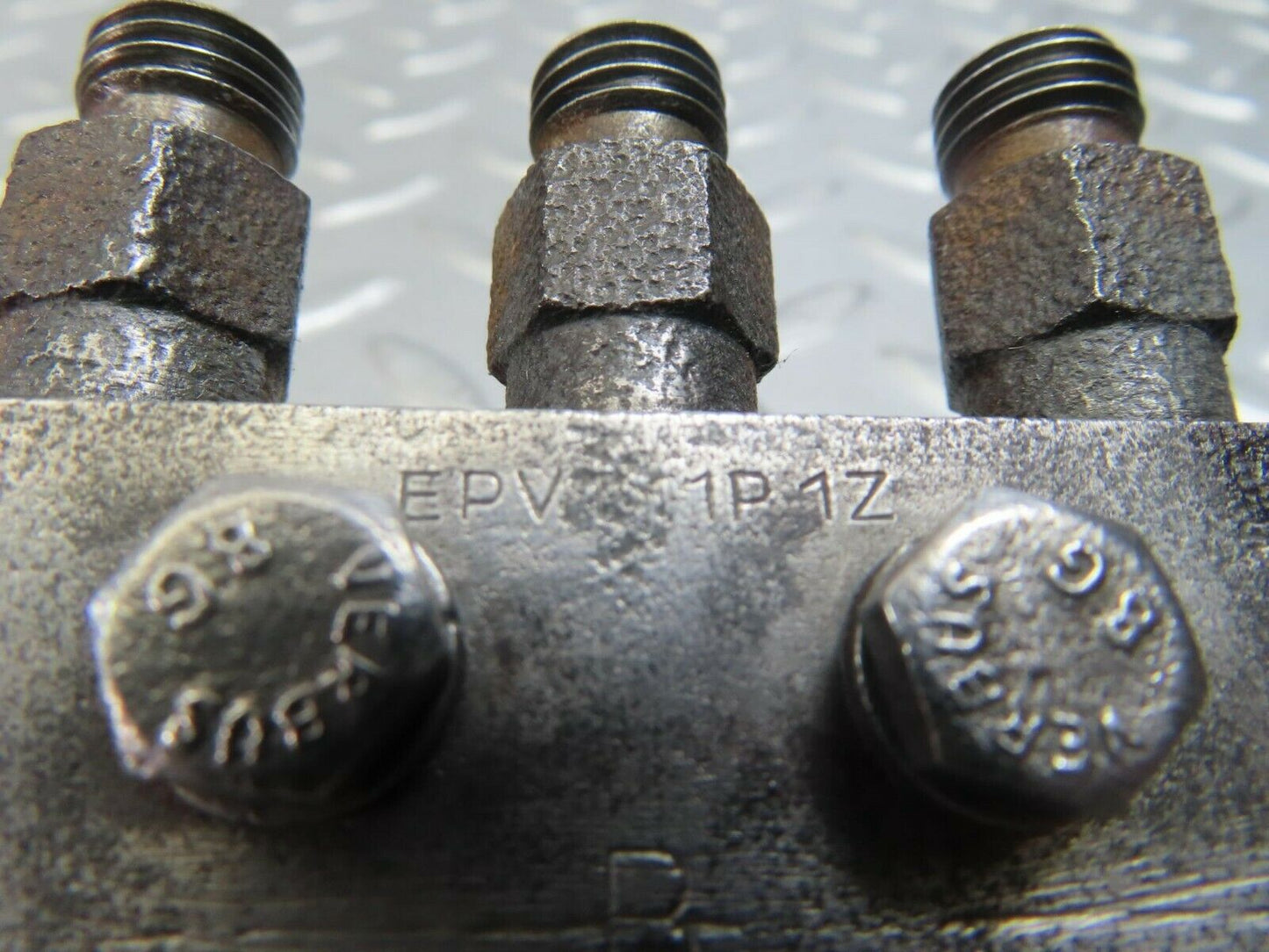 8462 Mercedes-Benz W111 Fuel Injection Distributor EPVT1P1Z