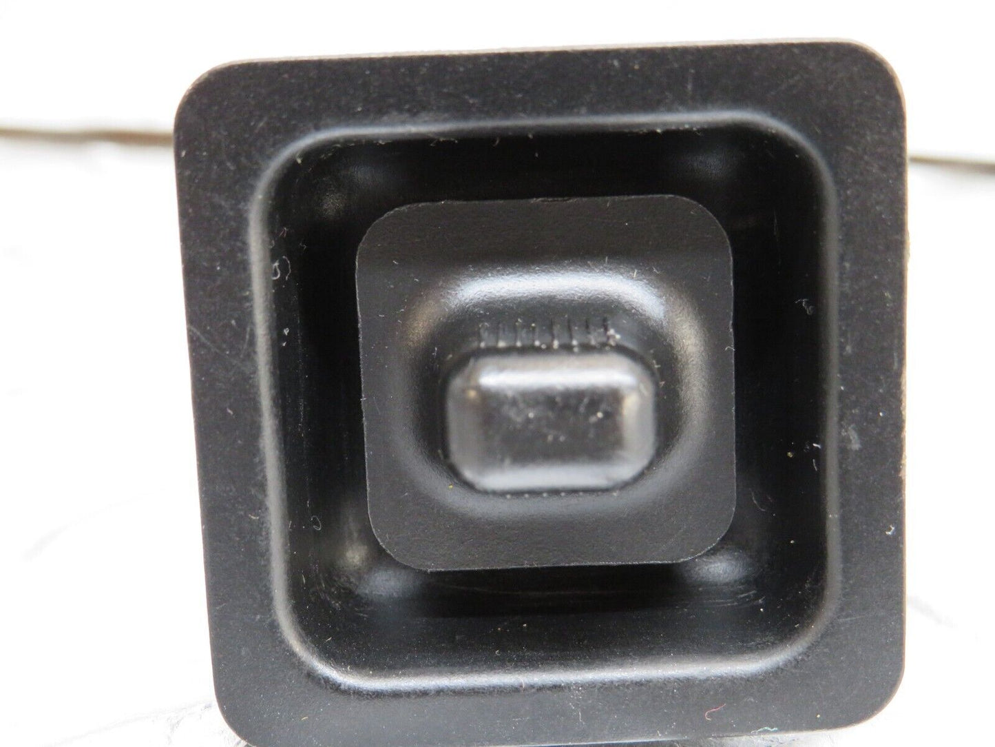 25516 Mercedes-Benz W123 200 Mirror Control Switch 2018200610
