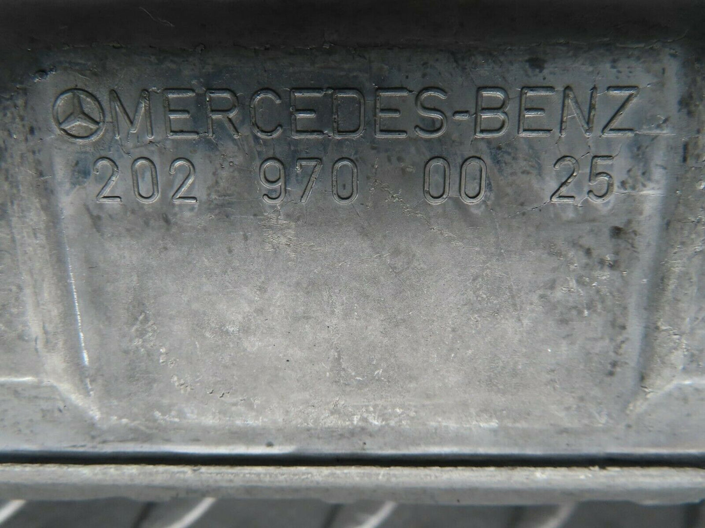 16294 Mercedes-Benz W124 260E Rear Headrest Folding Mechanism 2029700025