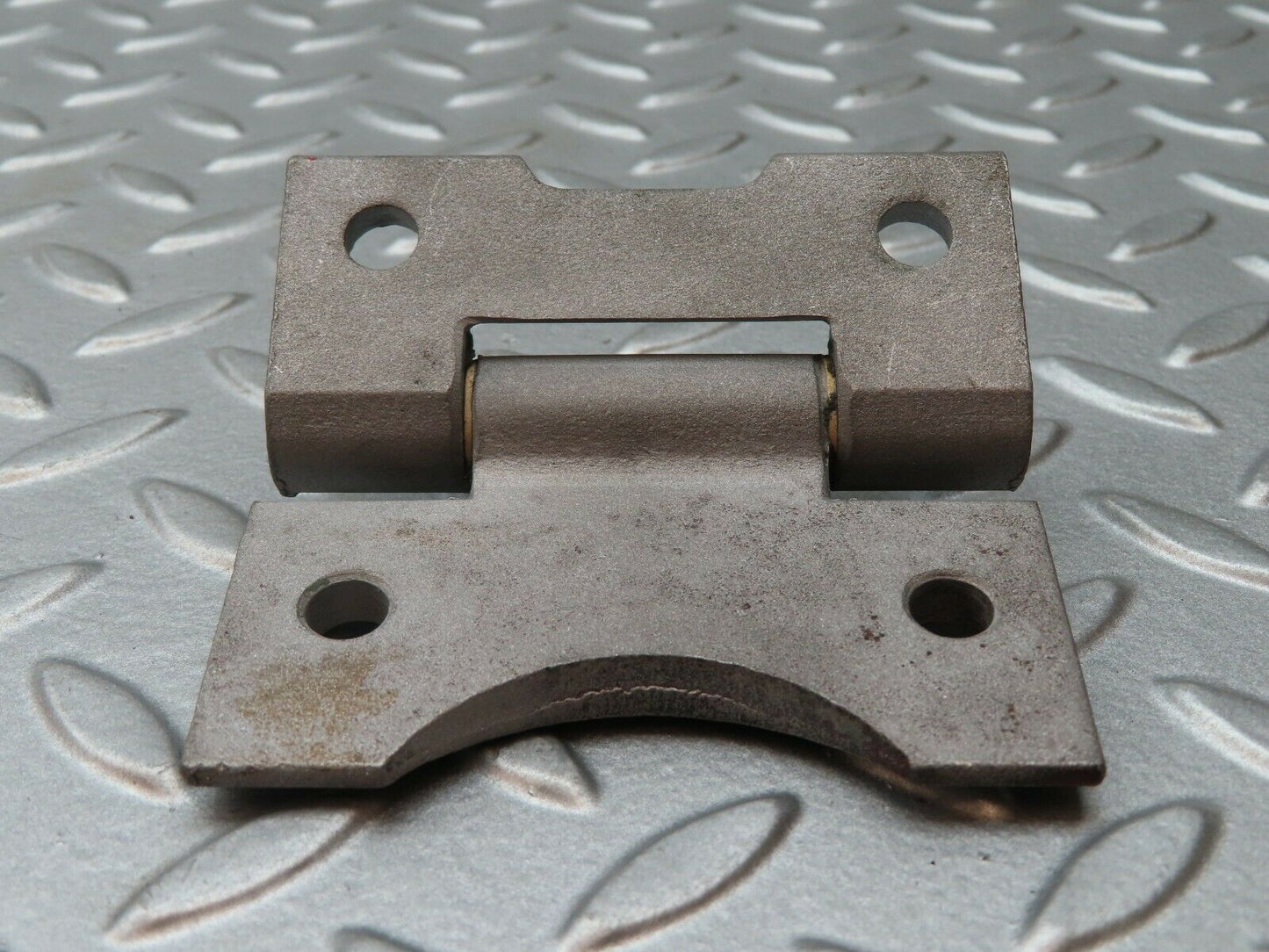 4157 Mercedes-Benz C123 230CE Coupe Door Hinge 1237200037