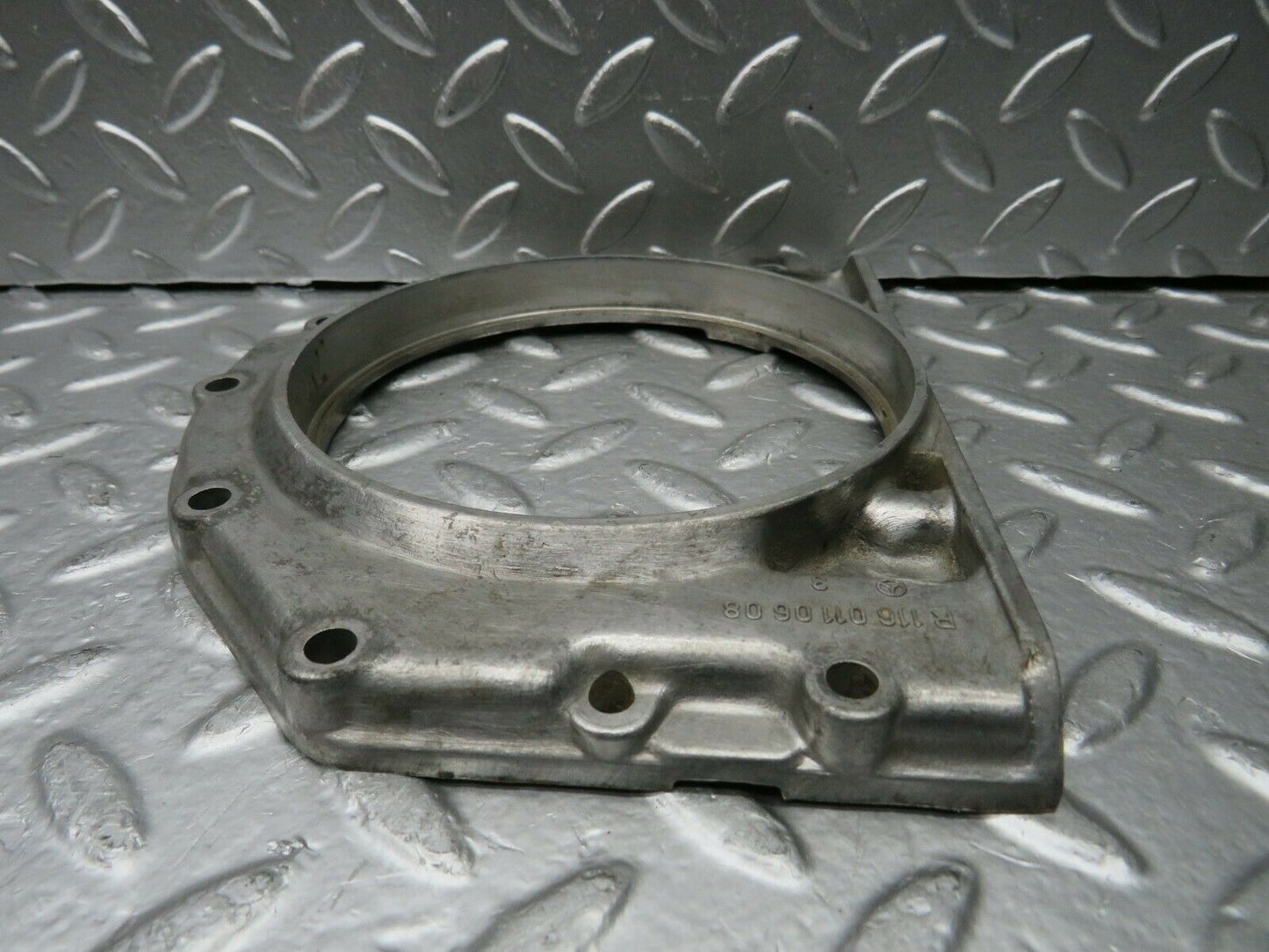 22802 Mercedes-Benz C107 450SLC Coupe Crankshaft Cover Sealing Rear