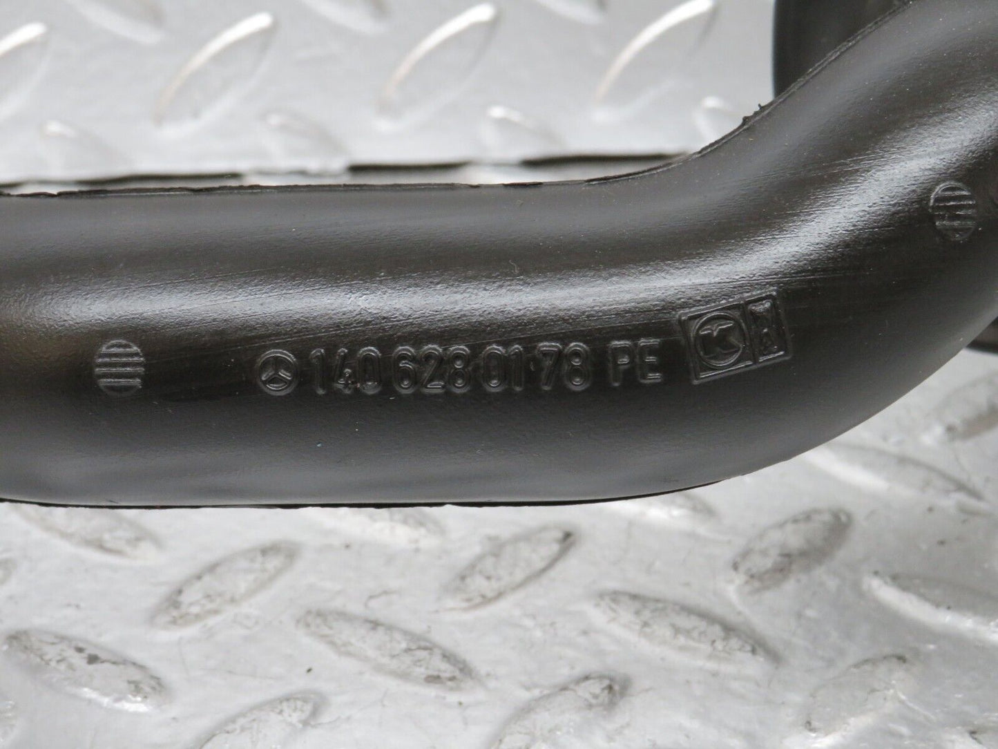 24737 Mercedes-Benz W140 S320 Engine Bay Water Drain Left Side 1406280178
