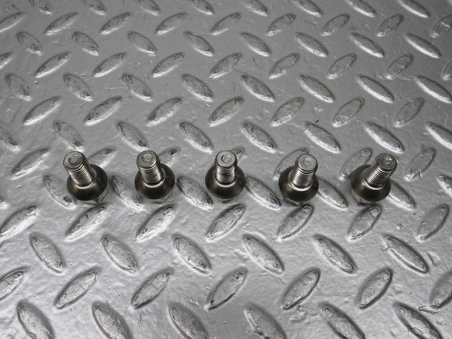 31109 Mercedes-Benz 5x Steel Wheel Lug Bolt M12x1.5