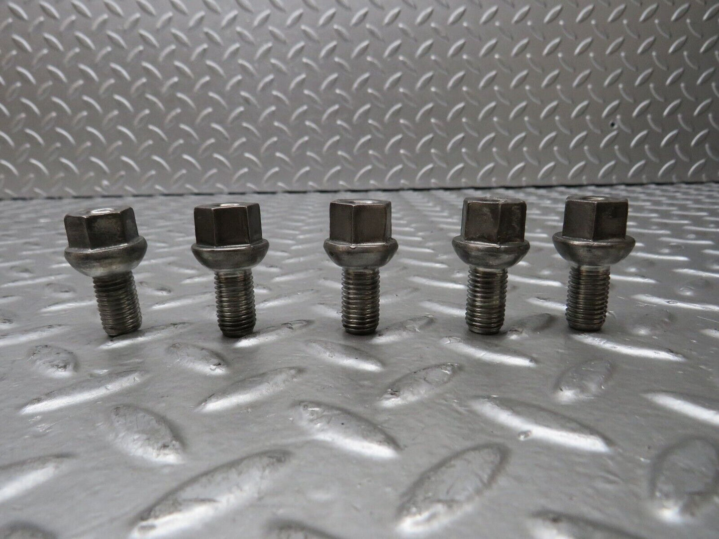 28888 Mercedes-Benz 5x Steel Wheel Lug Bolt M12x1.5