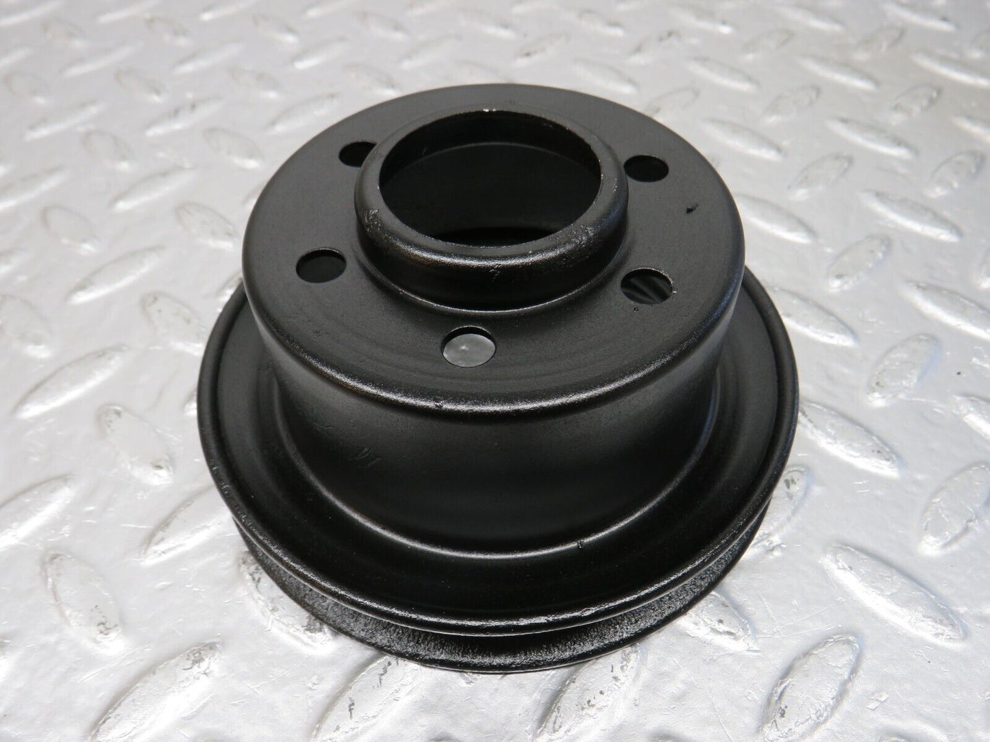 33099 Mercedes-Benz W108 280SE Crankshaft Pulley