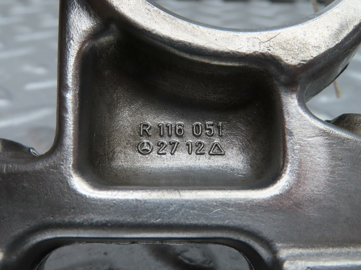 20676 Mercedes-Benz R107 450SL Camshaft Tower Bearing 1160512712