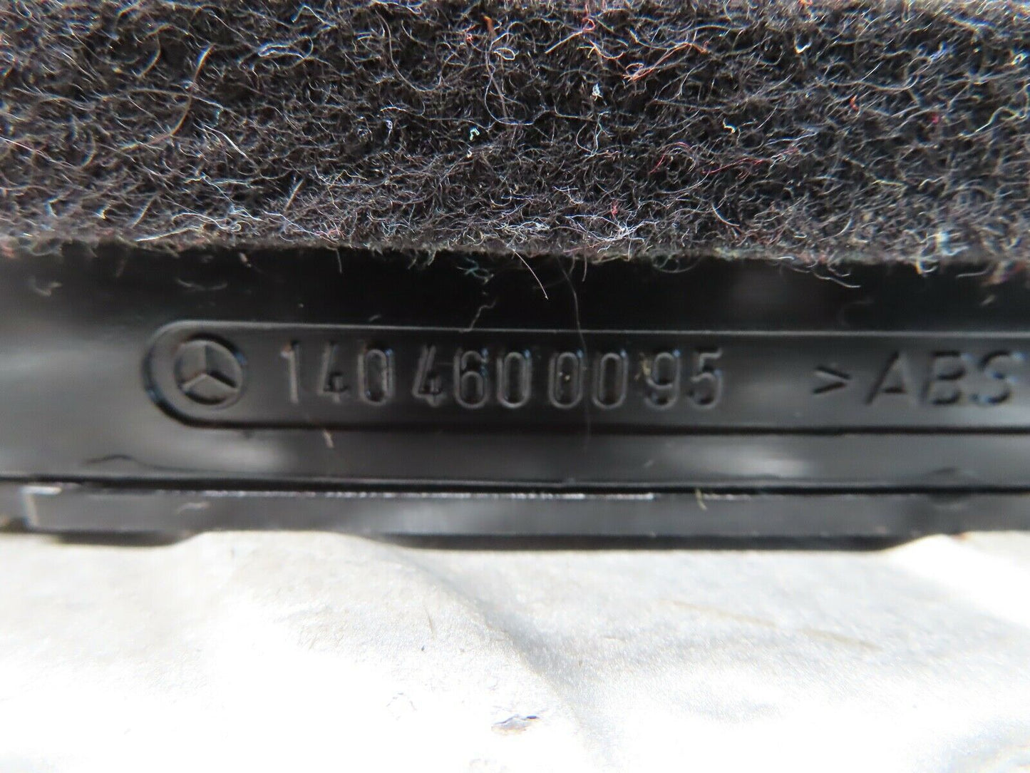 19408 Mercedes-Benz C140 CL420 Coupe Steering Column Cover 1404600095