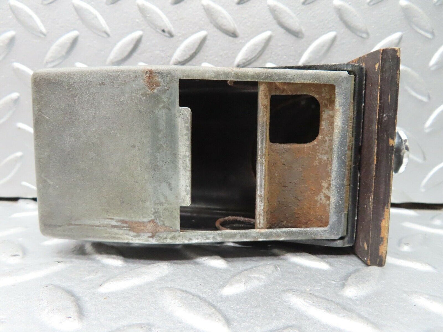 18680 Mercedes-Benz W120 W121 Ponton Dashboard Ashtray
