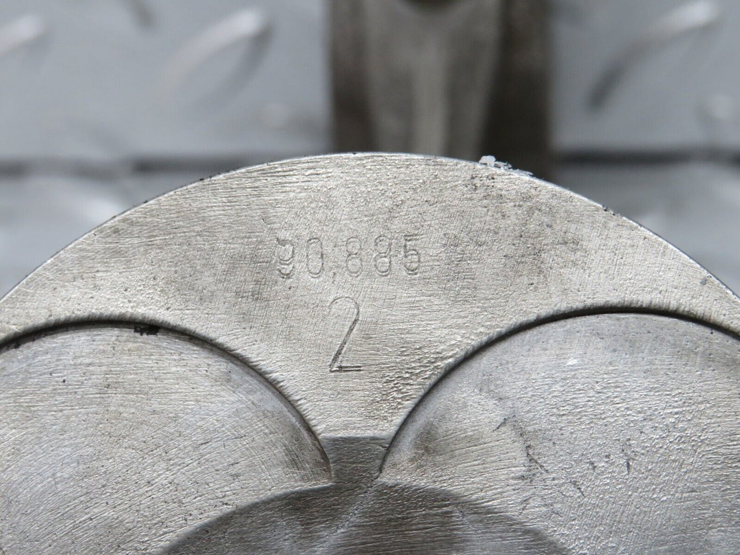 32935 Mercedes-Benz W123 300D Piston With Connecting Rod 90.885 mm 61502