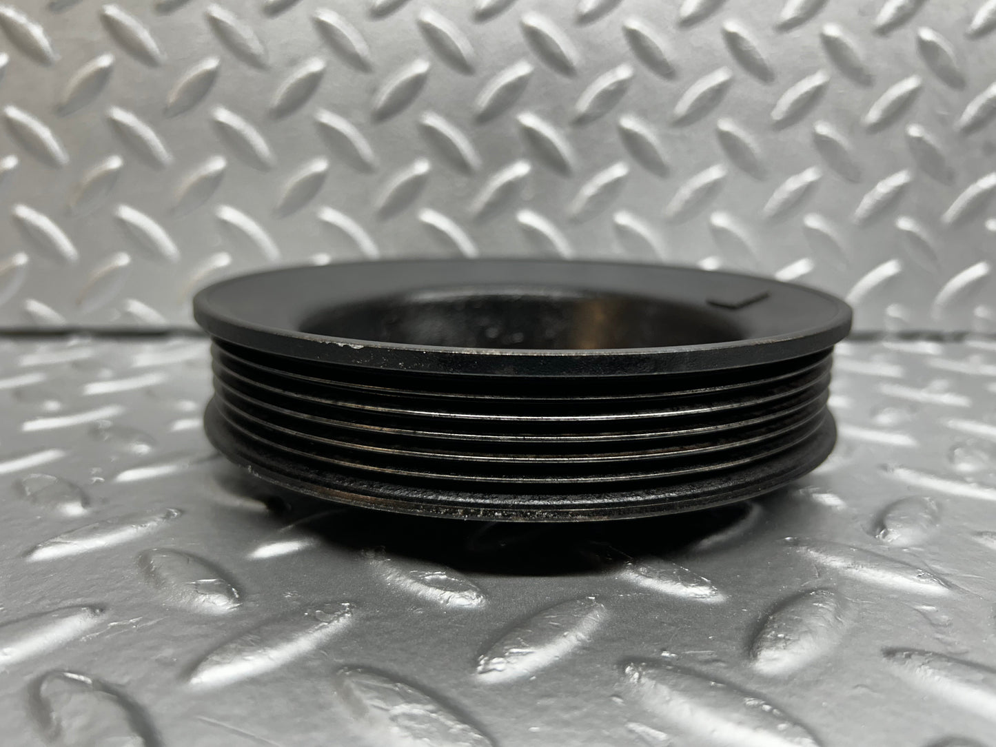 5634 Mercedes-Benz W124 230E Crankshaft Pulley 6030320204
