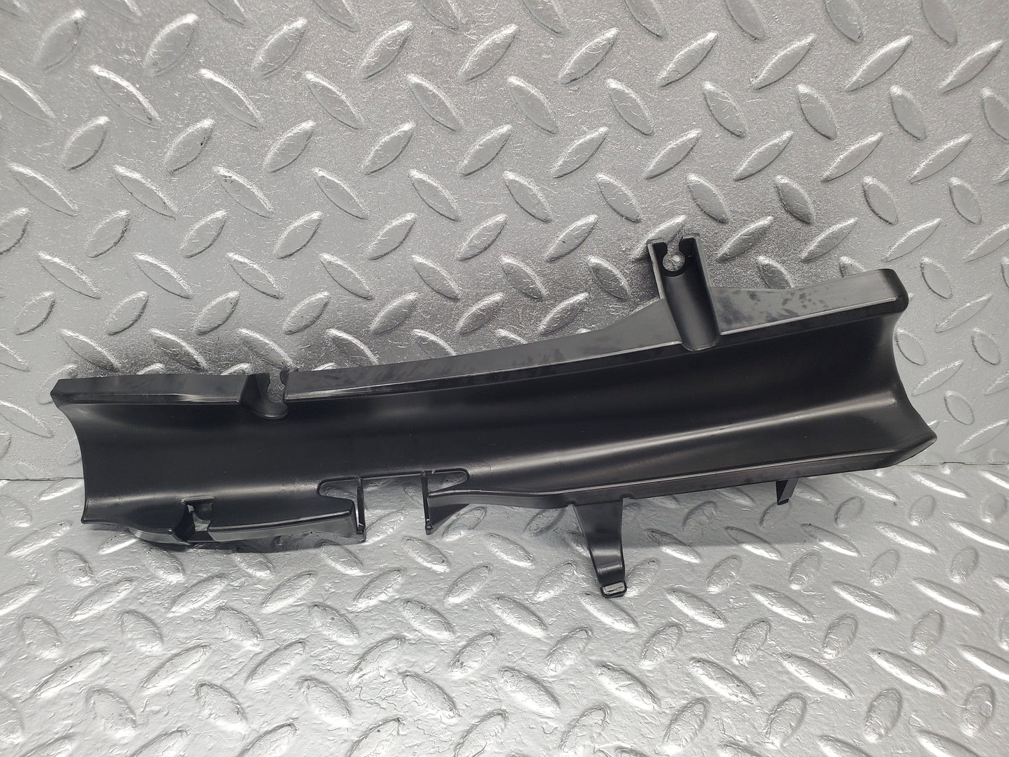 1525 Mercedes-Benz W220 S430 Ledge Border Rear Right 2206950160