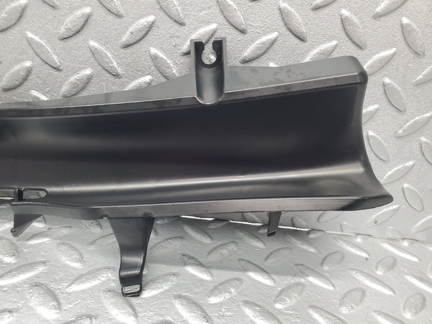 1525 Mercedes-Benz W220 S430 Ledge Border Rear Right 2206950160