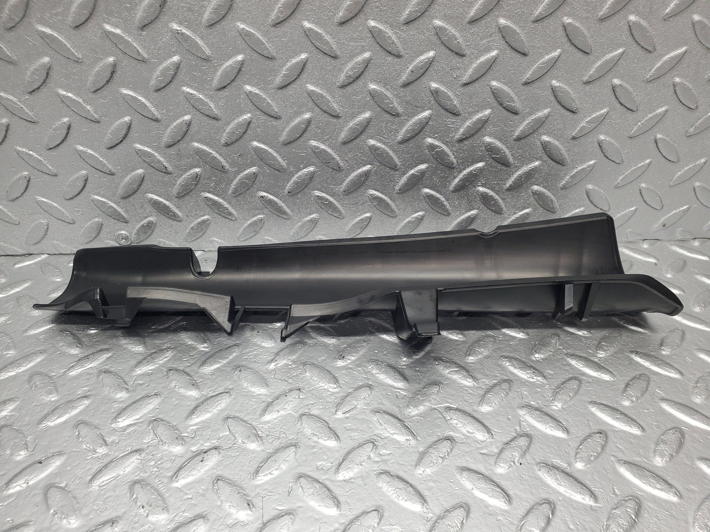 1525 Mercedes-Benz W220 S430 Ledge Border Rear Right 2206950160