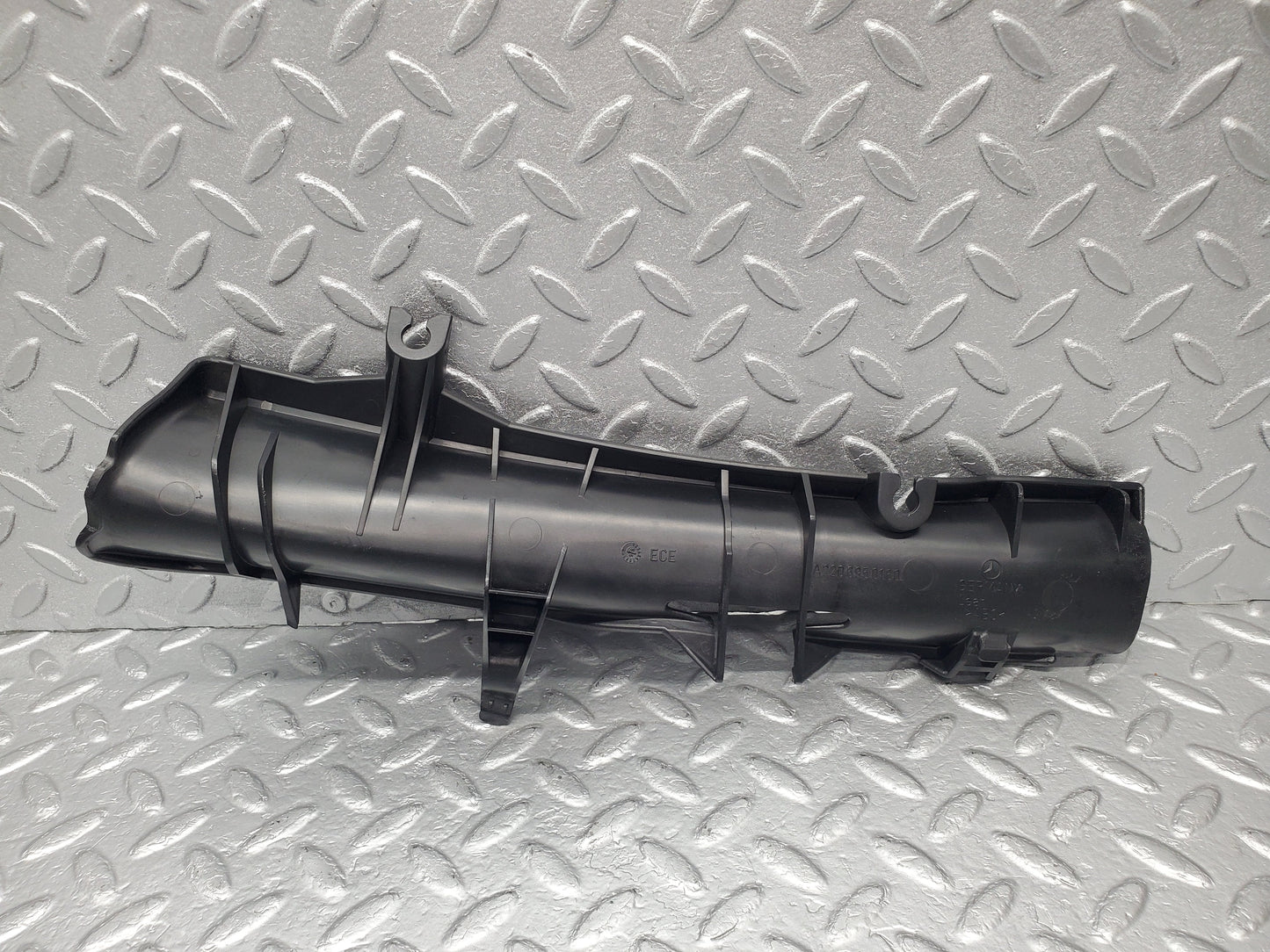 1525 Mercedes-Benz W220 S430 Ledge Border Rear Right 2206950160