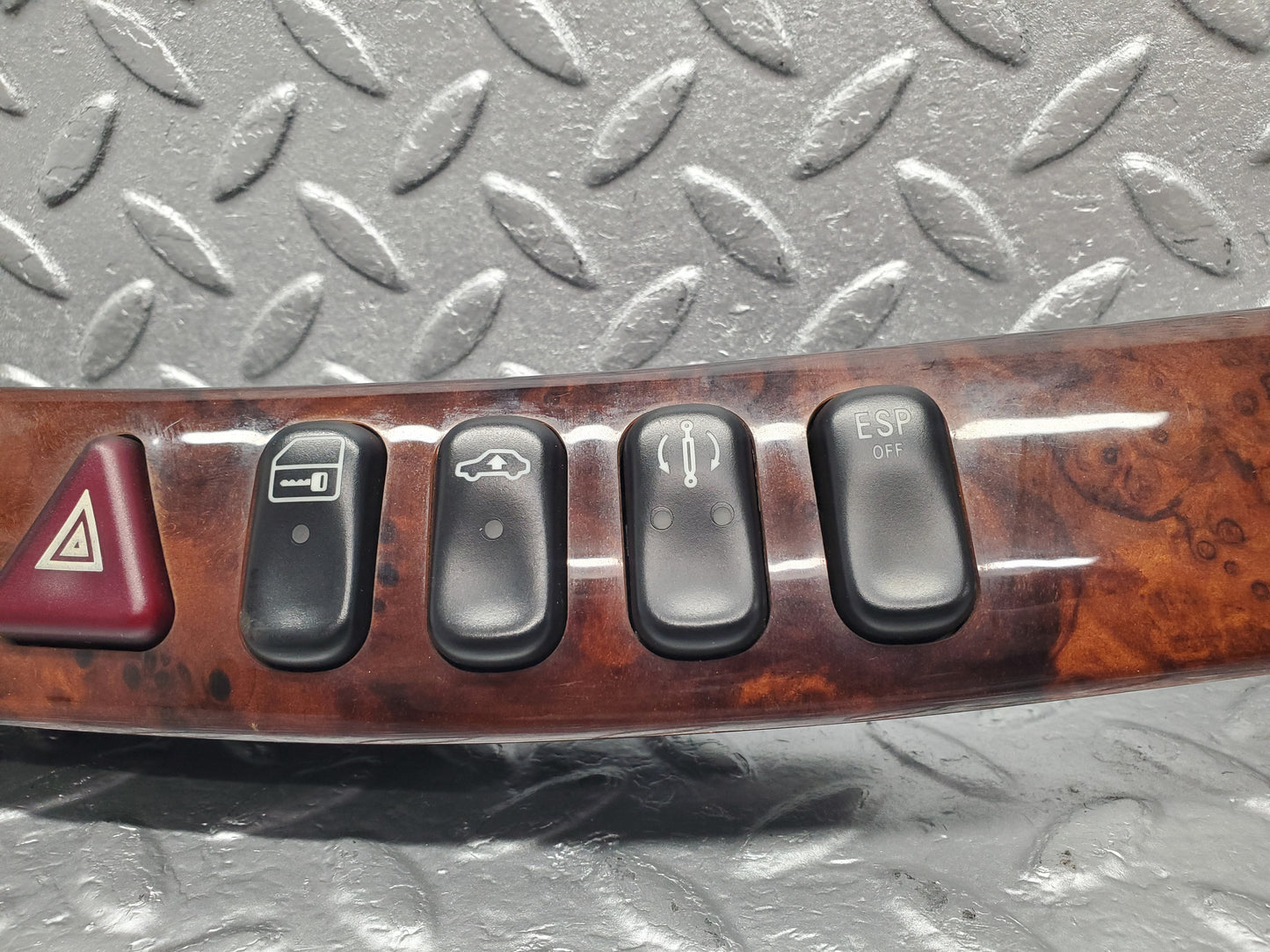 1590 Mercedes-Benz W220 S430 Dashboard Trim Panel With Buttons