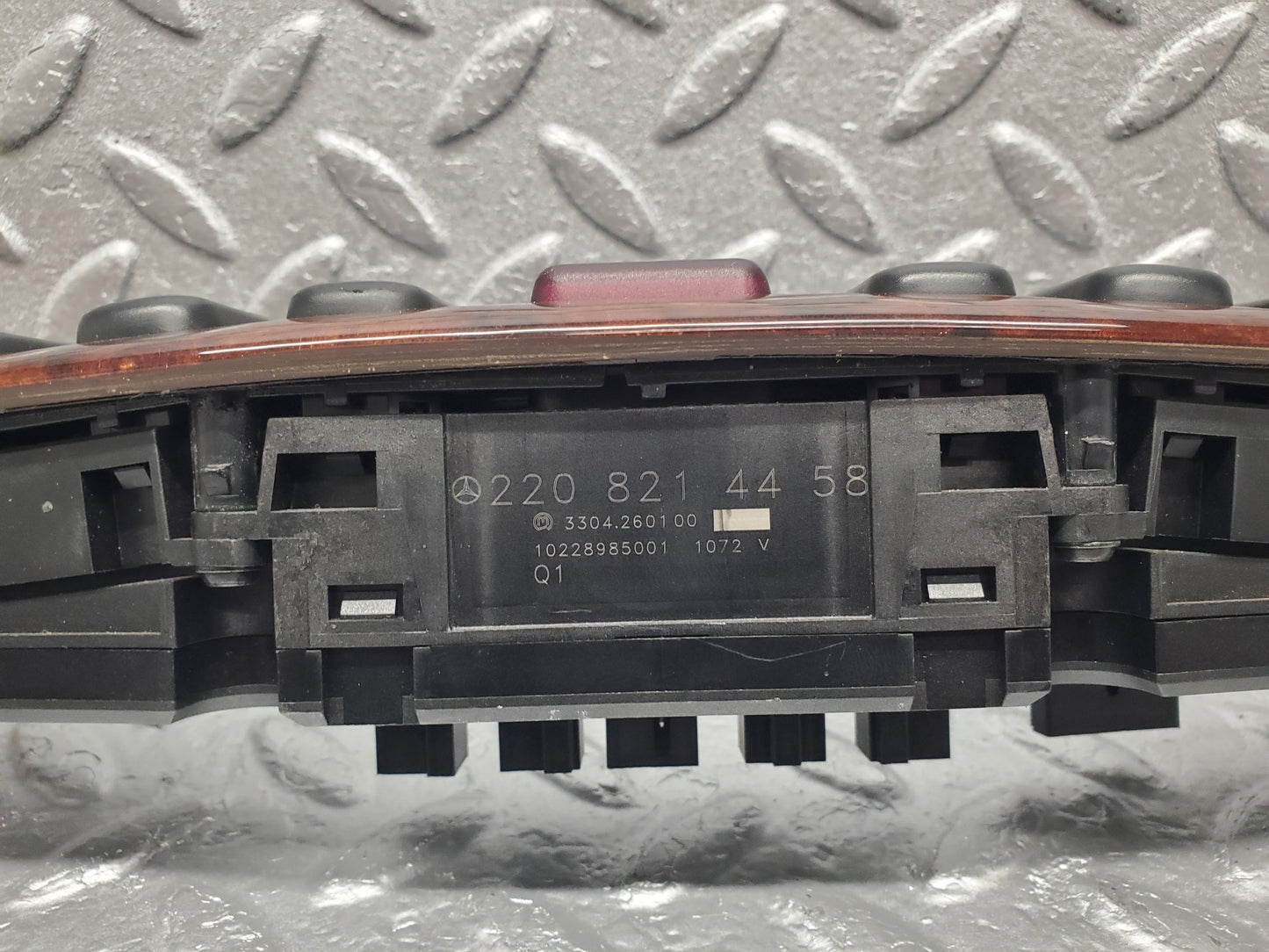 1590 Mercedes-Benz W220 S430 Dashboard Trim Panel With Buttons