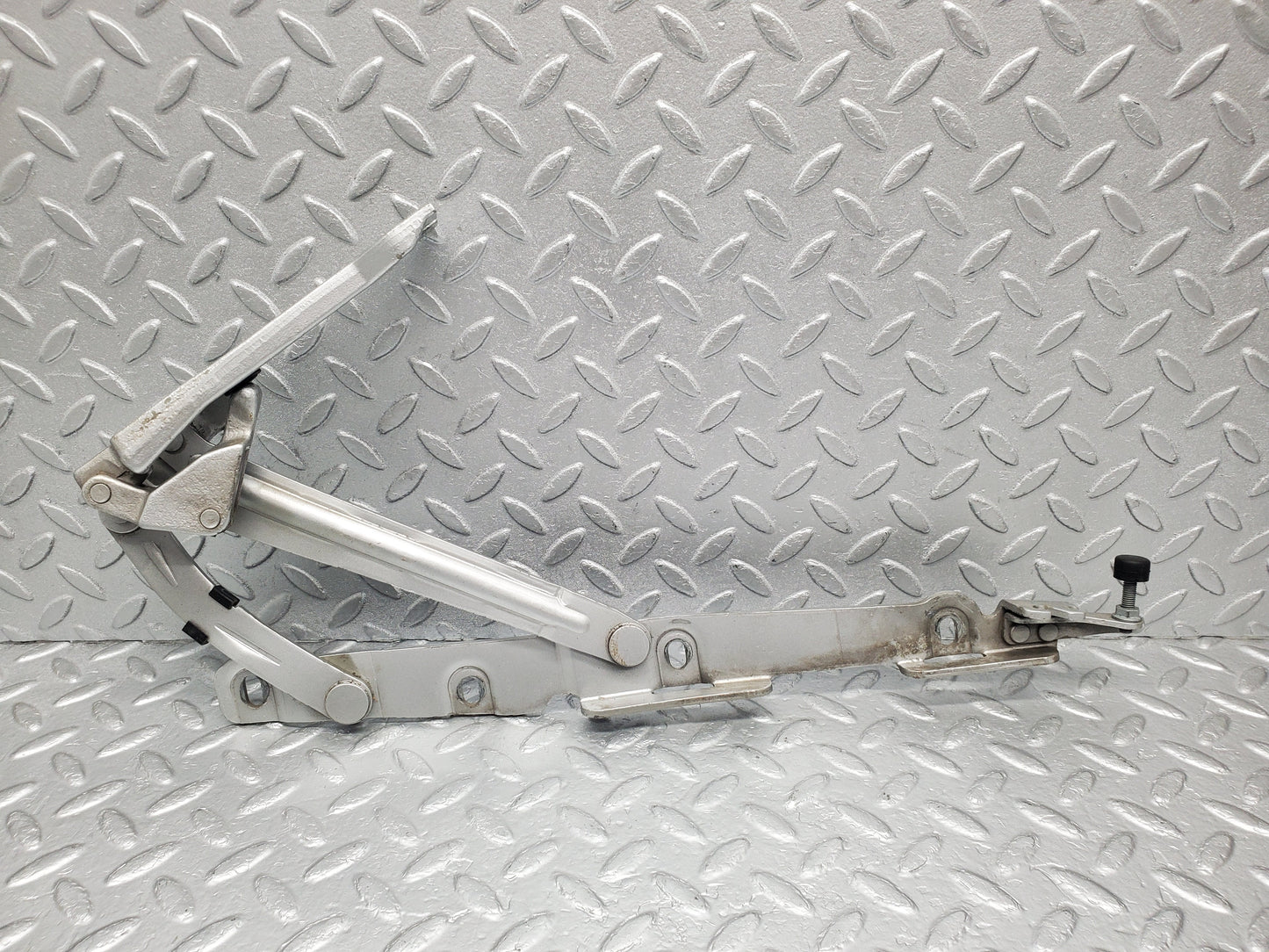 1599 Mercedes-Benz W220 S430 Boot Lid Trunk Hinge Right Side 2207500287
