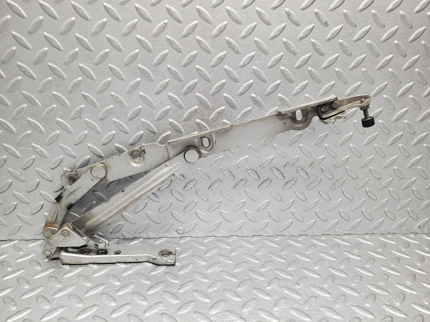 1600 Mercedes-Benz W220 S430 Boot Lid Trunk Hinge Left Side 2207500787