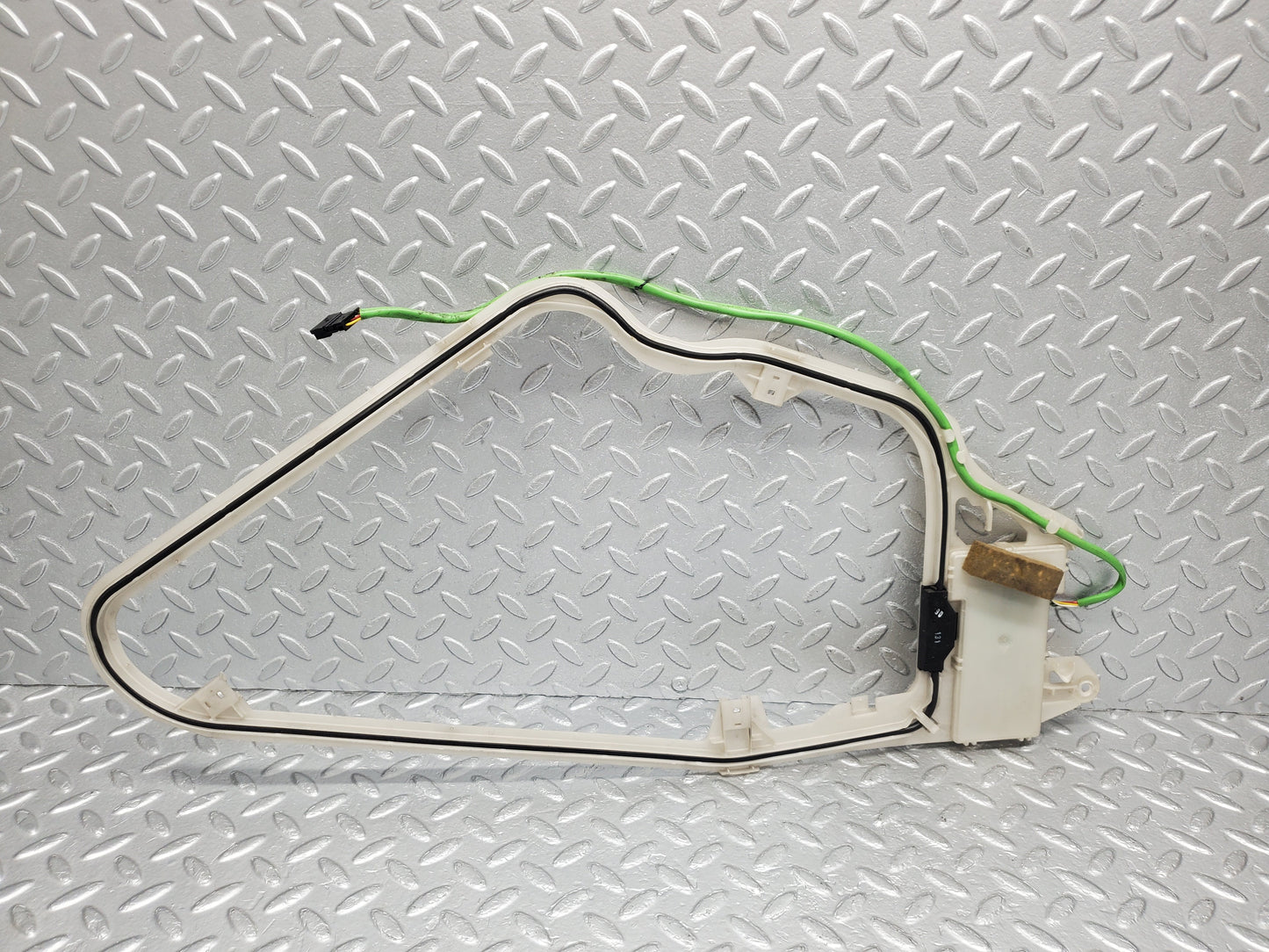 1607 Mercedes-Benz W220 S430 Key Less Antenna Rear Left 2208200375