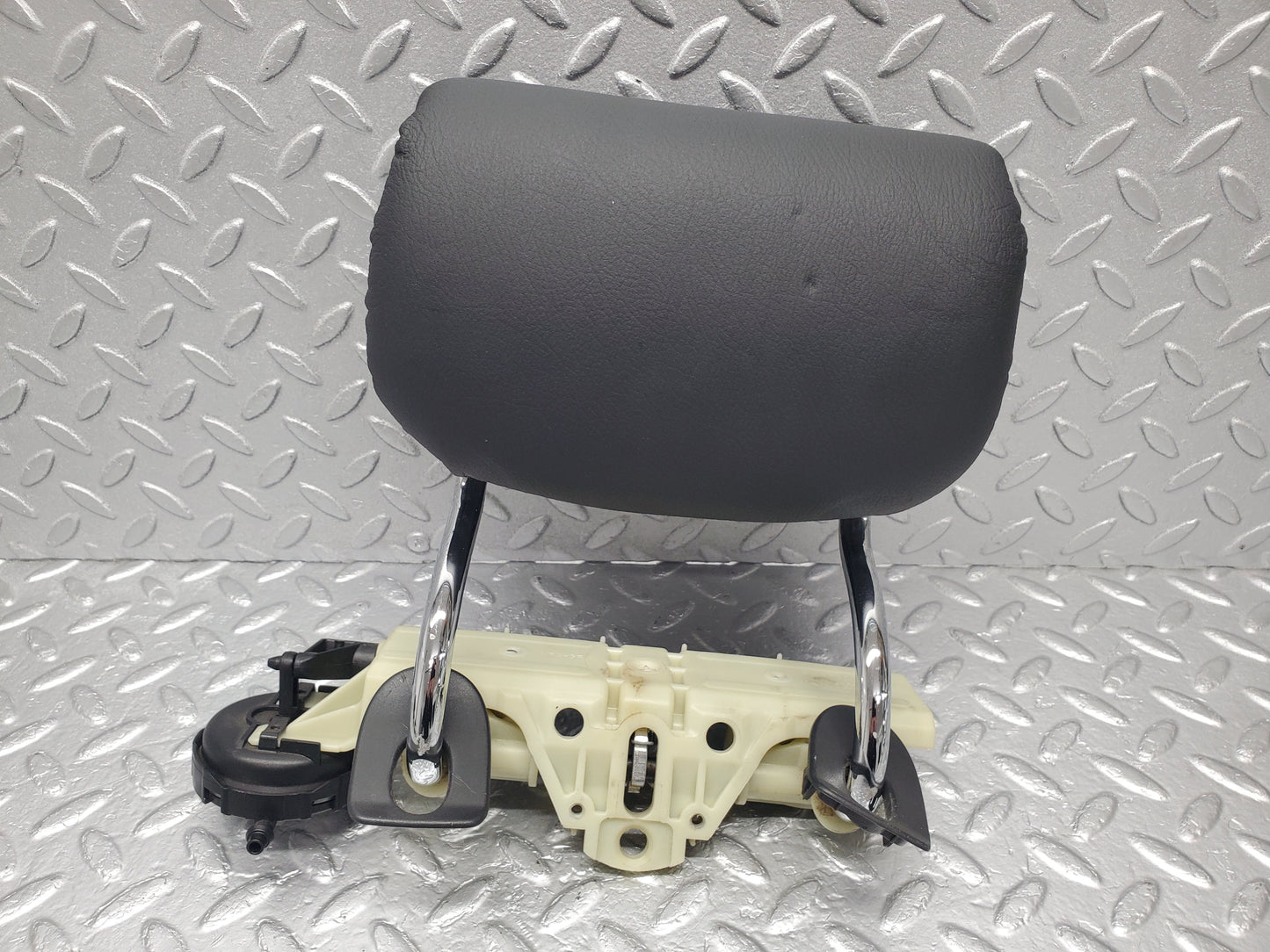 1614 Mercedes-Benz W220 S430 Rear Headrest Black Leather