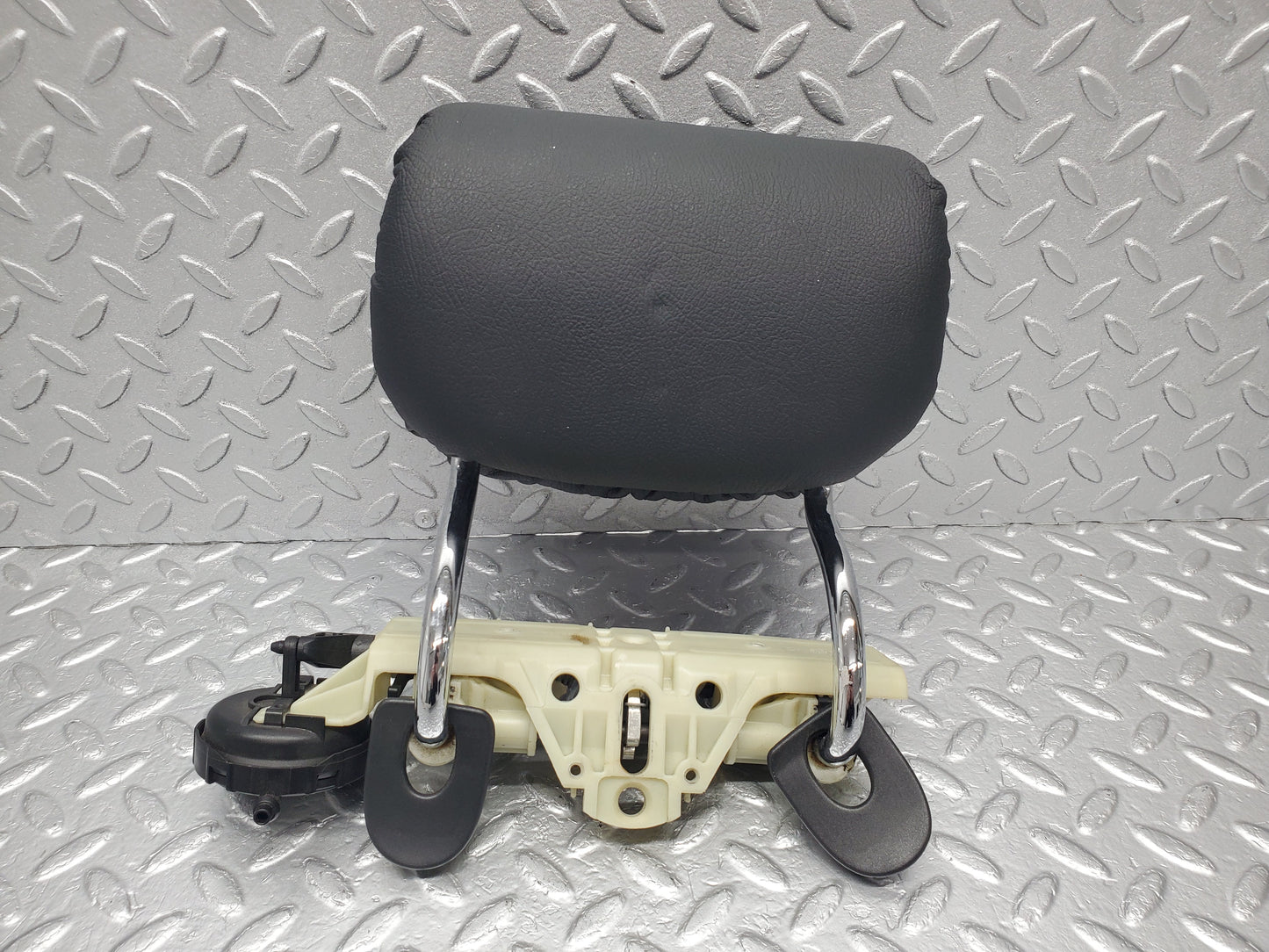 1616 Mercedes-Benz W220 S430 Rear Headrest Black Leather