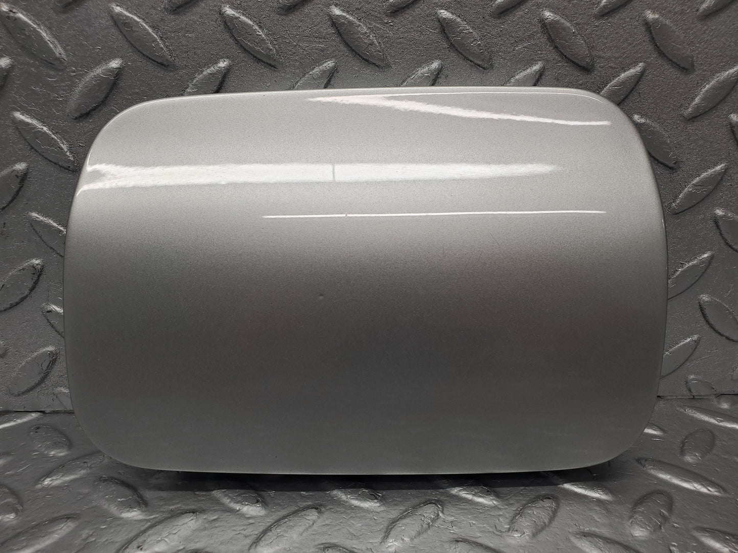 1617 Mercedes-Benz W220 S430 Fuel Flapper Cover Door 2205840139