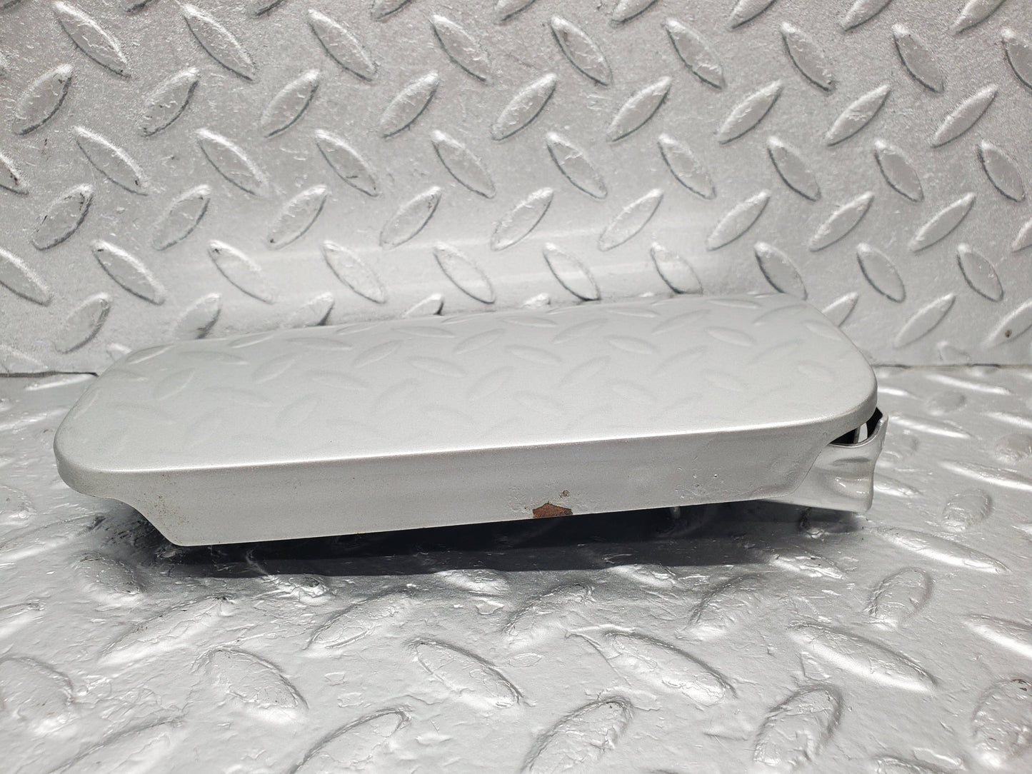 1617 Mercedes-Benz W220 S430 Fuel Flapper Cover Door 2205840139