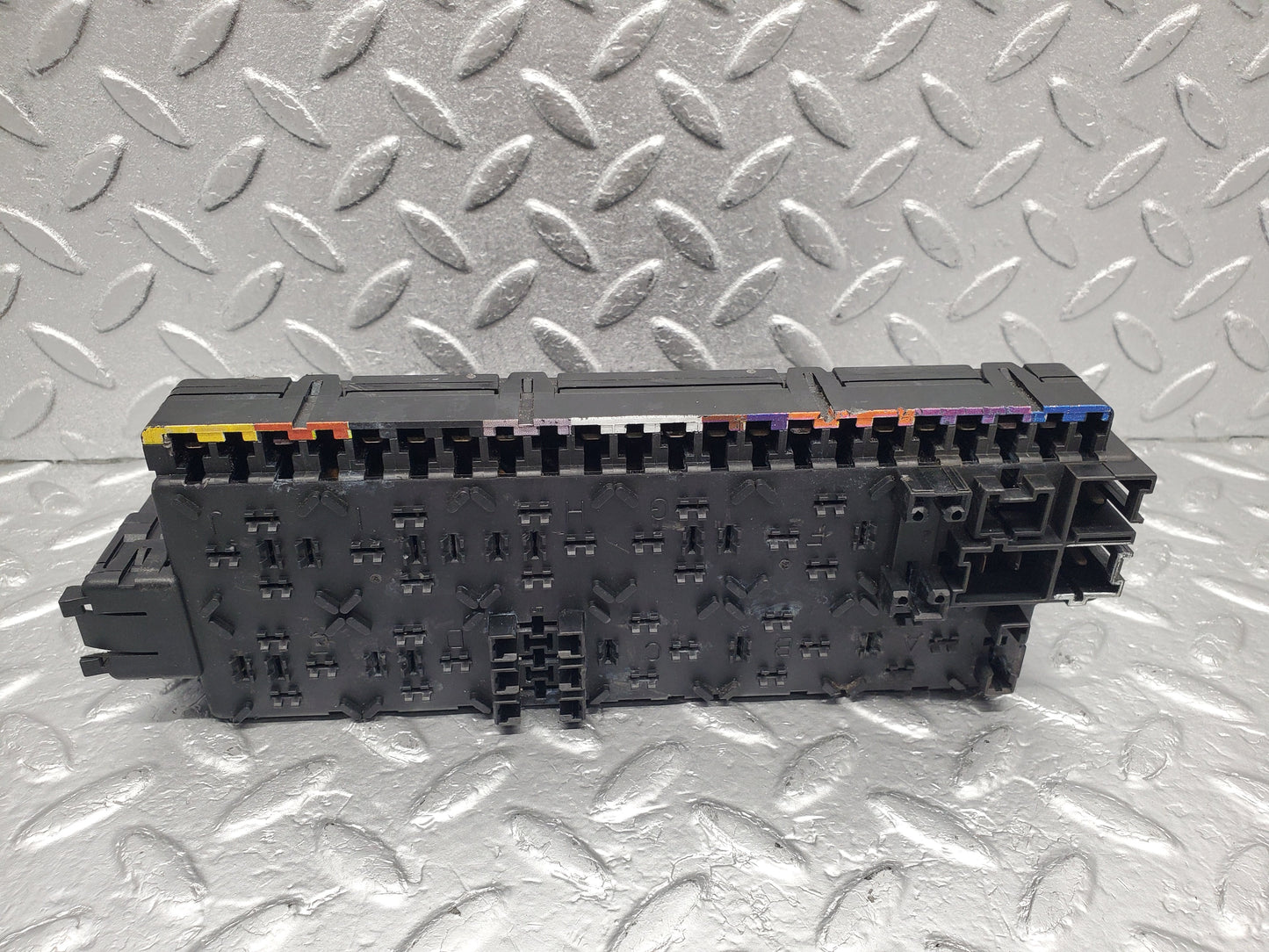 1629 Mercedes-Benz W220 S430 Fuse Box Holder Front 0285459832