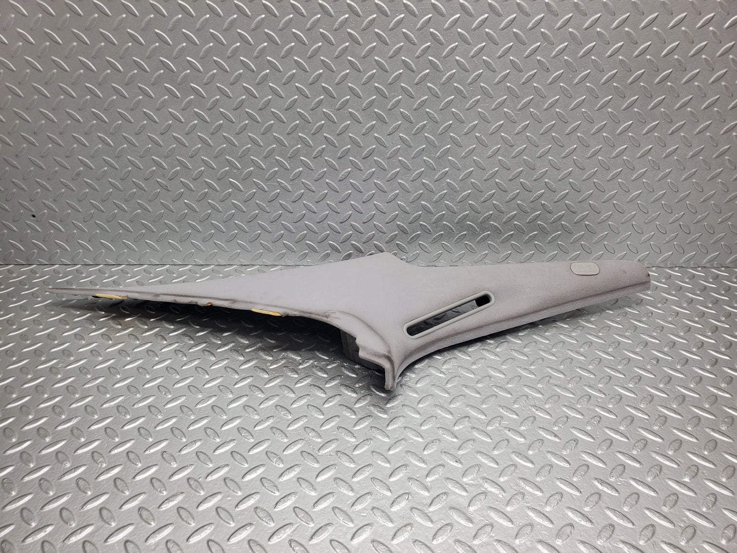 1635 Mercedes-Benz W220 S430 C Pillar Cover Trim Left Side 2206950337