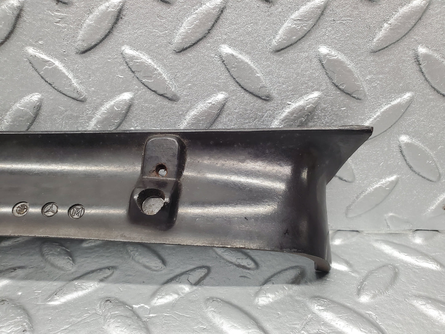 1666 Mercedes-Benz W105 219 PONTON A Pillar Trim Moulding Right 101206710151
