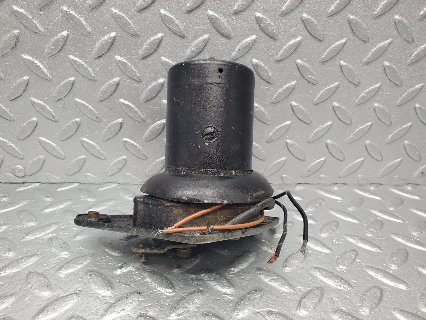1671 Mercedes-Benz W105 219 PONTON Wiper Motor