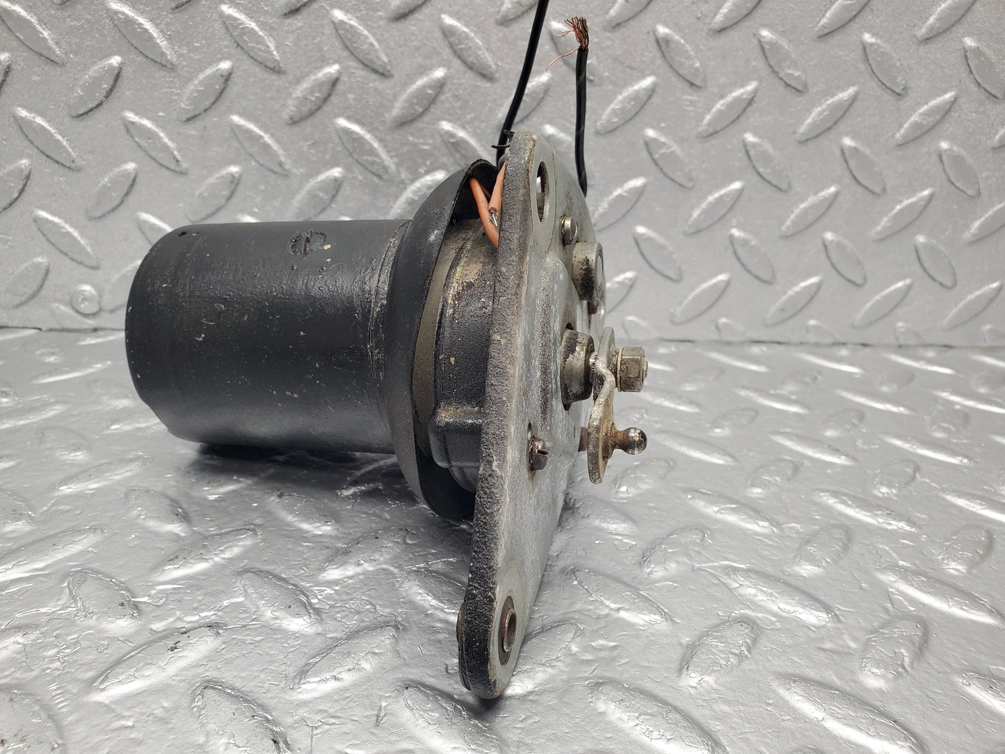 1671 Mercedes-Benz W105 219 PONTON Wiper Motor