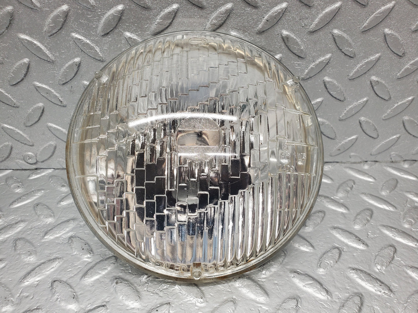 1678 Mercedes-Benz W105 219 PONTON Headlight Bulb