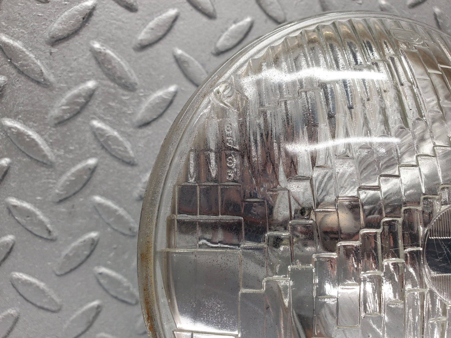 1678 Mercedes-Benz W105 219 PONTON Headlight Bulb
