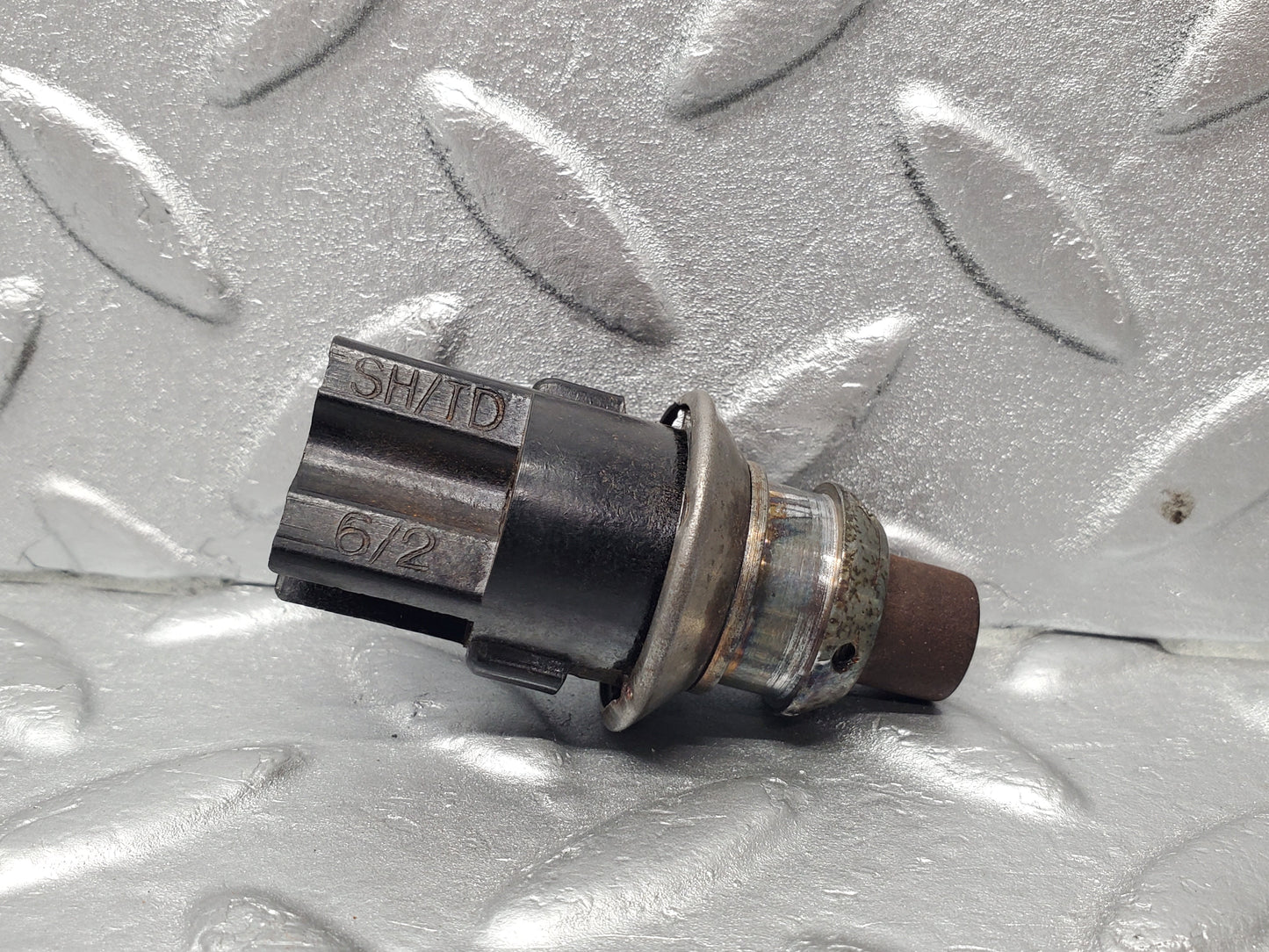 1688 Mercedes-Benz W105 219 PONTON Bakelite Switch