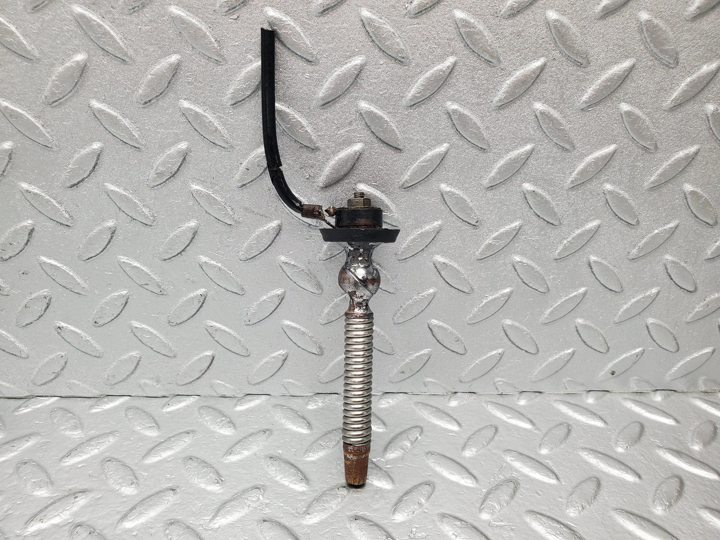 1690 Mercedes-Benz W105 219 PONTON Radio Antenna Aerial