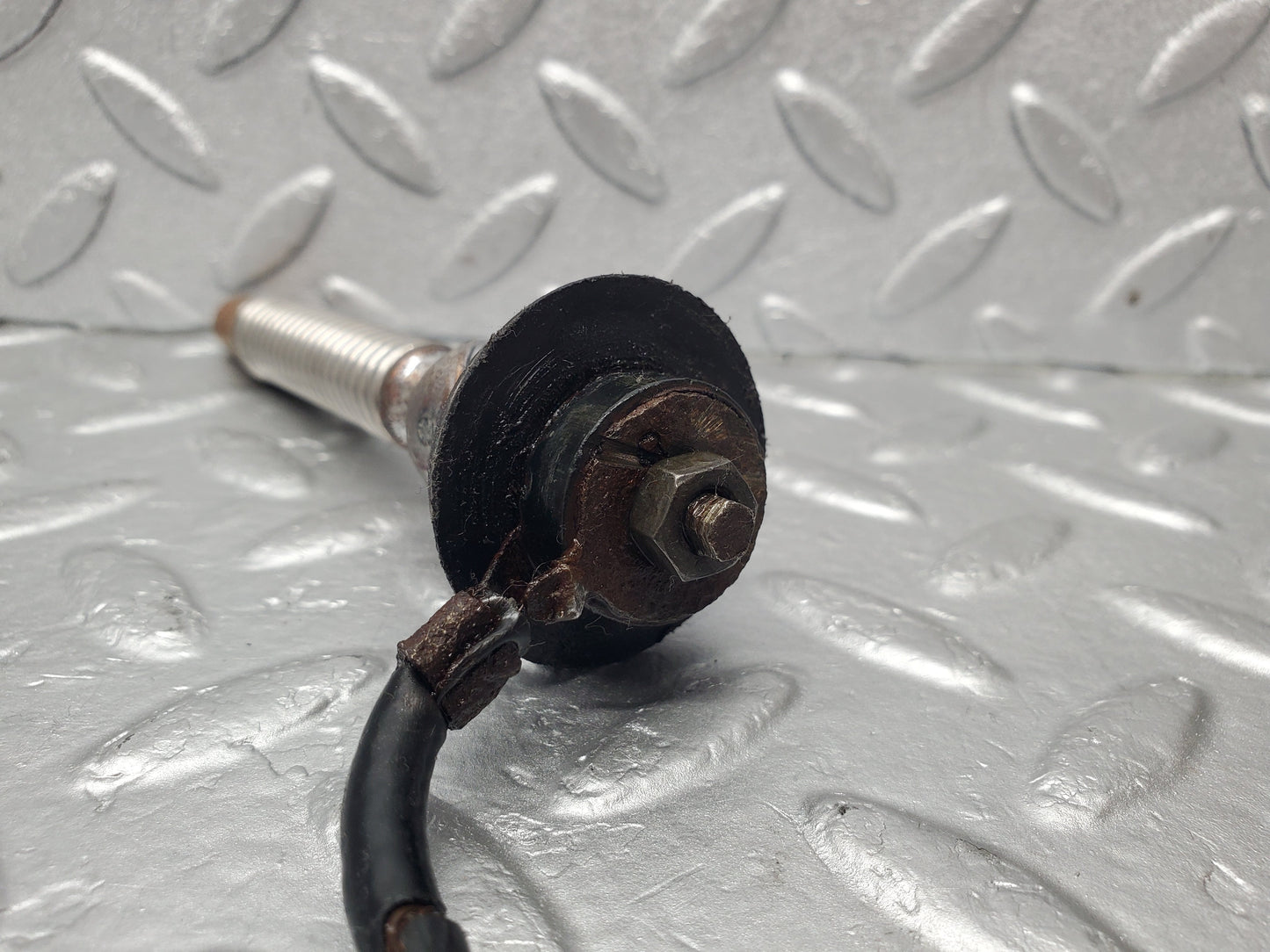 1690 Mercedes-Benz W105 219 PONTON Radio Antenna Aerial