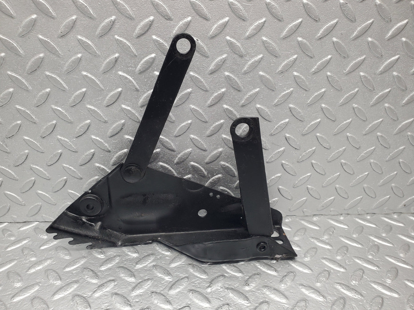 1697 Mercedes-Benz W105 219 PONTON Bonnet Hinges Right Side
