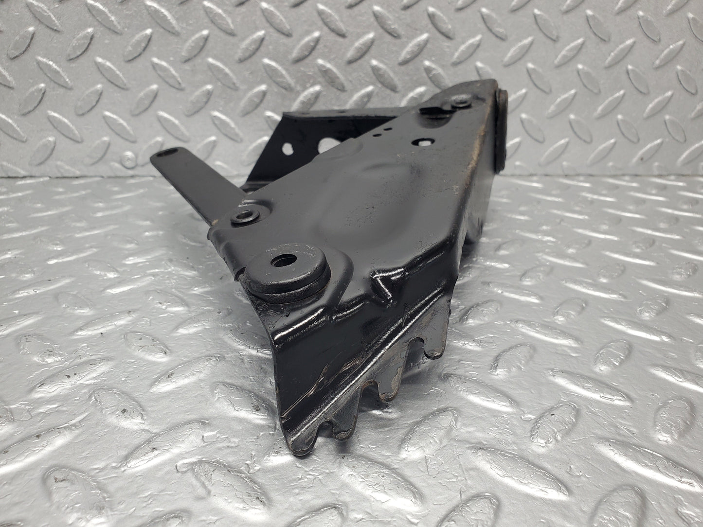 1698 Mercedes-Benz W105 219 PONTON Bonnet Hinges Left Side