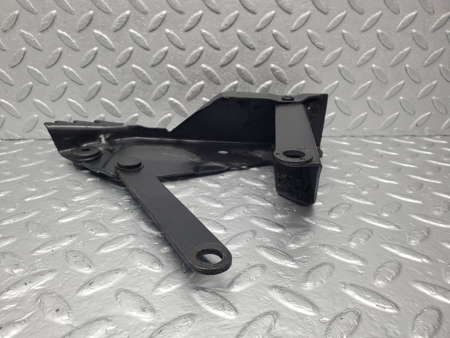 1698 Mercedes-Benz W105 219 PONTON Bonnet Hinges Left Side