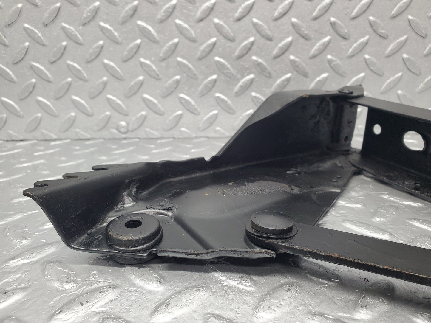 1698 Mercedes-Benz W105 219 PONTON Bonnet Hinges Left Side