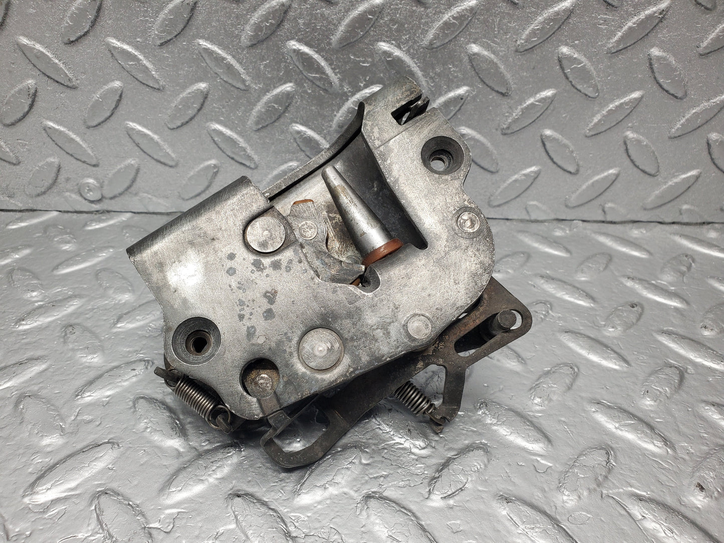 1880 Mercedes-Benz W116 350SE Door Lock Rear Right BOMORO