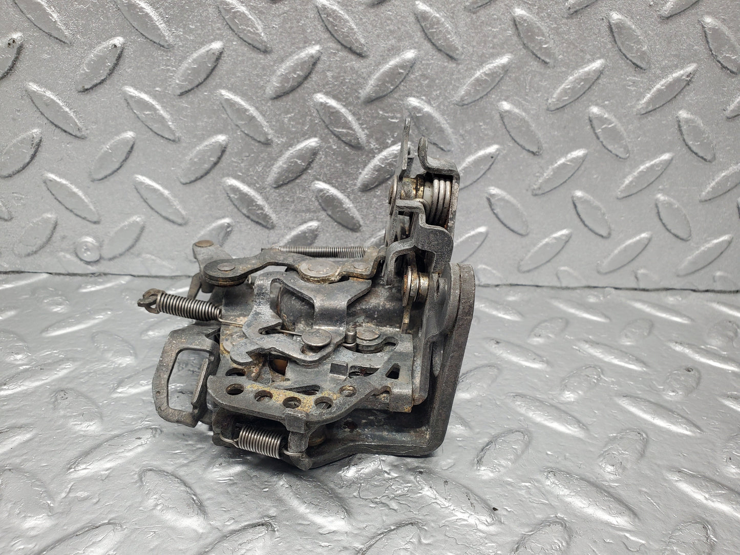 1880 Mercedes-Benz W116 350SE Door Lock Rear Right BOMORO